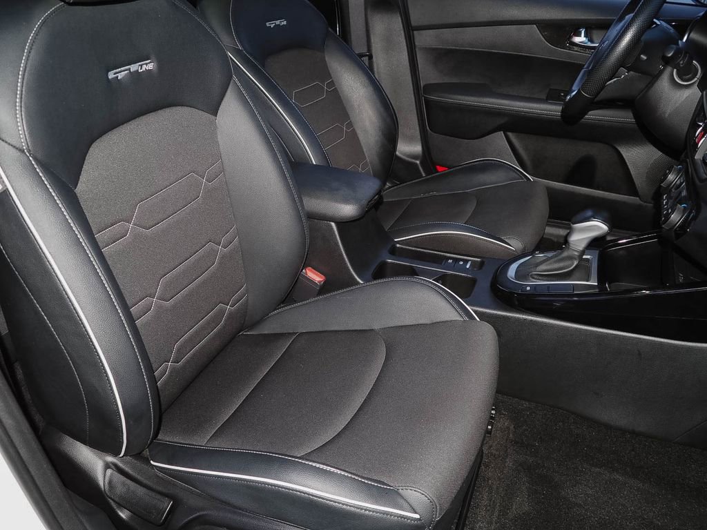 Used 2023 Kia Forte GT-Line w/ GT-Line Premium Package image 20