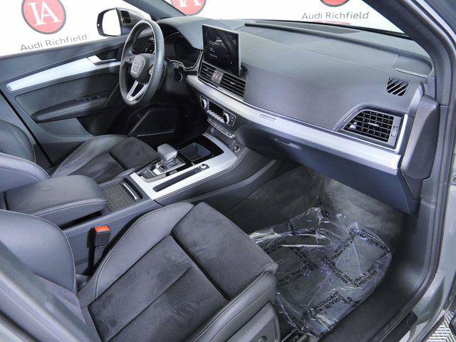Certified 2023 Audi Q5 e Prestige w/ Prestige Package AWD/4WD image 11
