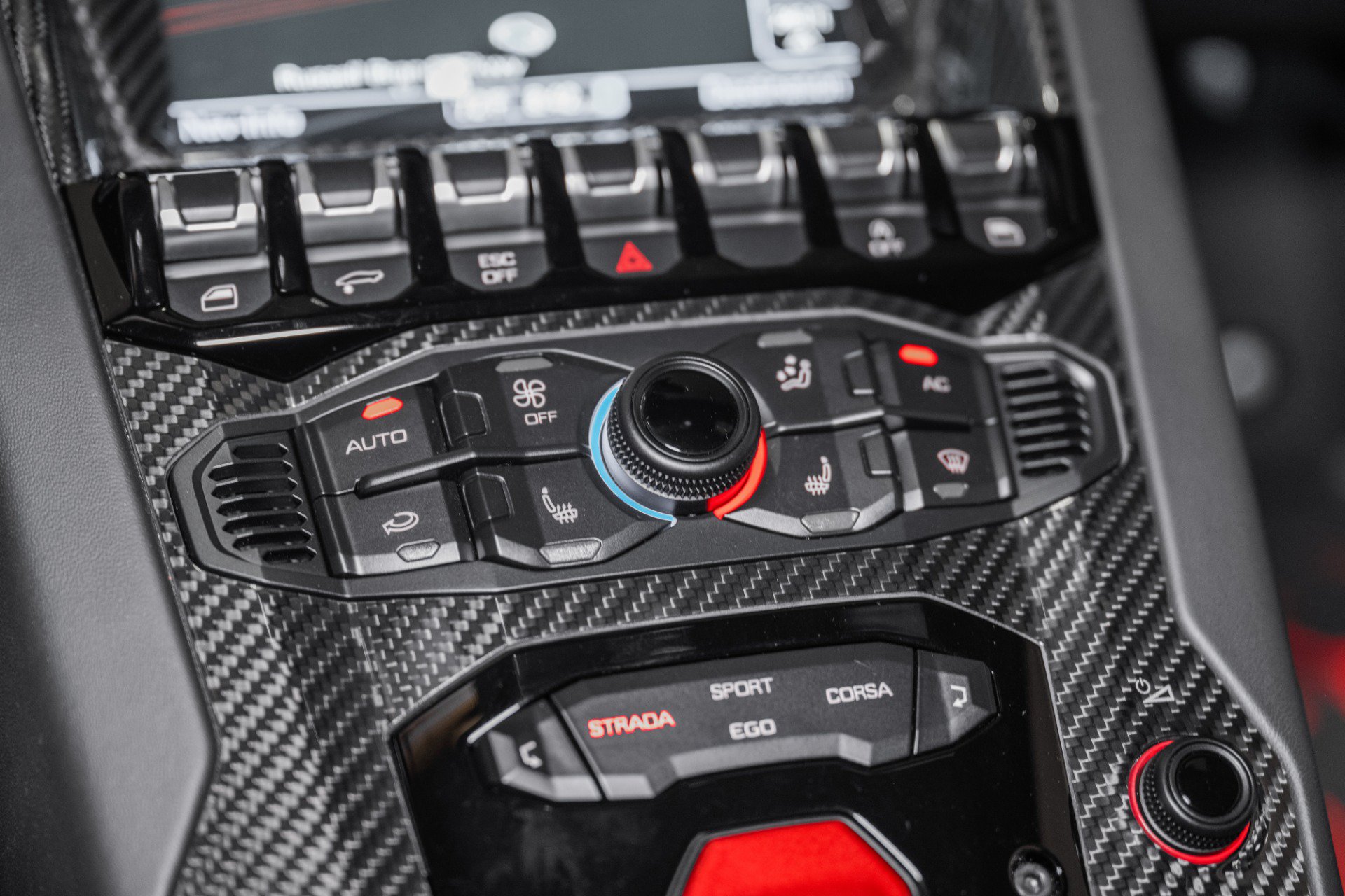 Used 2021 Lamborghini Aventador SVJ AWD/4WD image 39