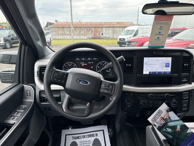 New 2026 Ford F350 XLT w/ Snow Plow/Camper Package image 27