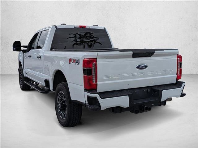 Used 2024 Ford F250 XL w/ STX Appearance Package AWD/4WD image 4