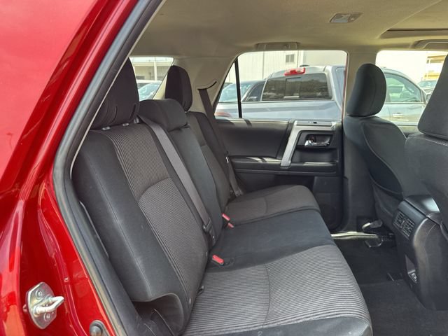 Used 2022 Toyota 4Runner SR5 Premium w/ Moonroof Package AWD/4WD image 33