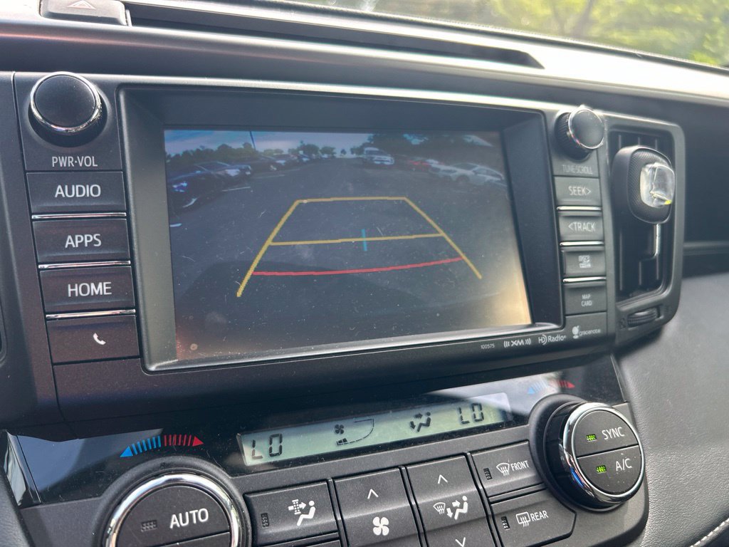 Used 2018 Toyota RAV4 XLE w/ Convenience Package AWD/4WD image 18