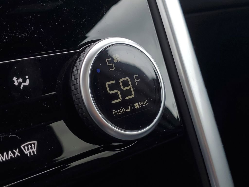 New 2025 Land Rover Discovery Dynamic SE image 26