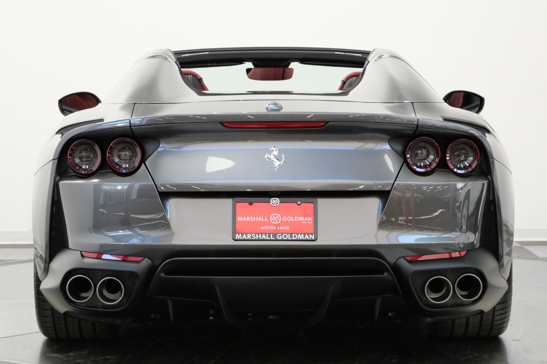 Used 2021 Ferrari 812 GTS RWD image 8