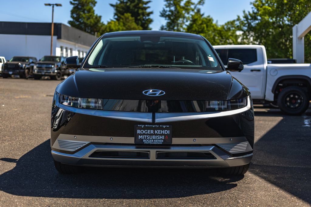 Used 2024 Hyundai Ioniq 5 Limited AWD/4WD image 5