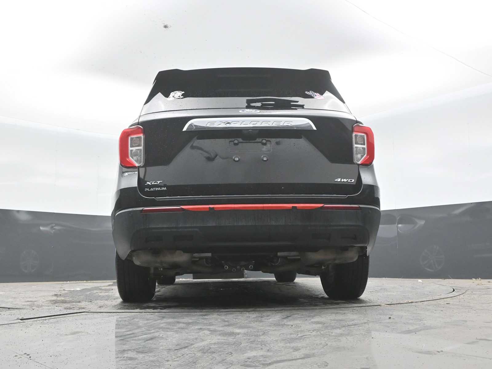 Used 2021 Ford Explorer XLT AWD/4WD image 32