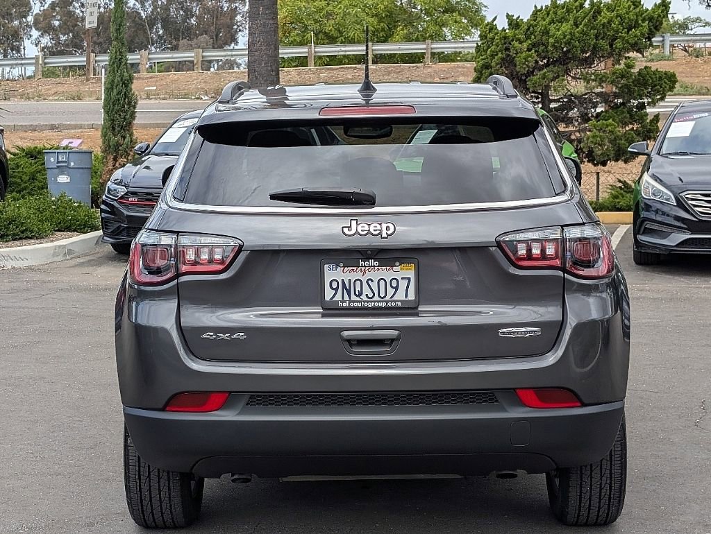 Used 2024 Jeep Compass Latitude AWD/4WD image 11