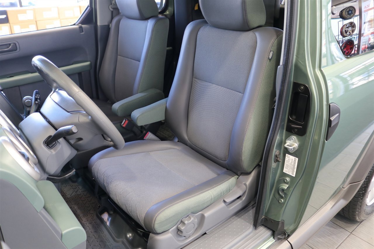 Used 2005 Honda Element EX image 16