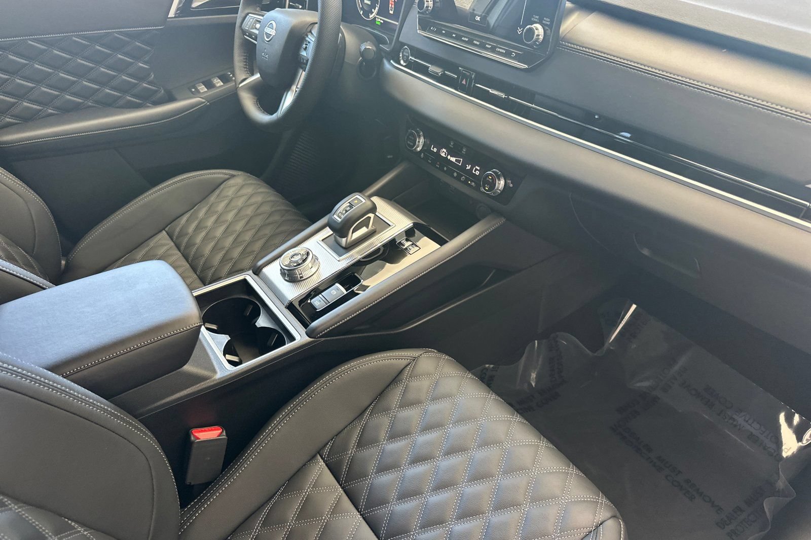 New 2026 Nissan Rogue Platinum AWD/4WD image 18