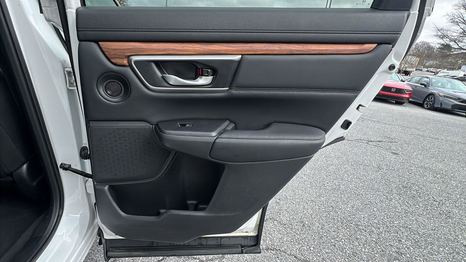 Used 2020 Honda CR-V EX-L image 14