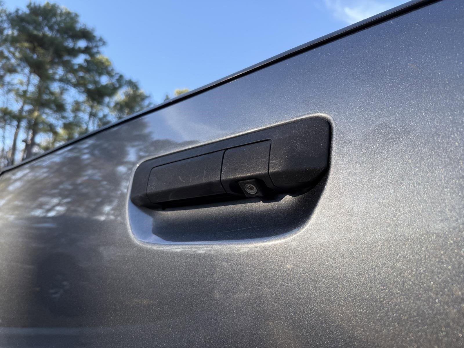 Used 2015 Toyota Tacoma 4x4 Access Cab image 10