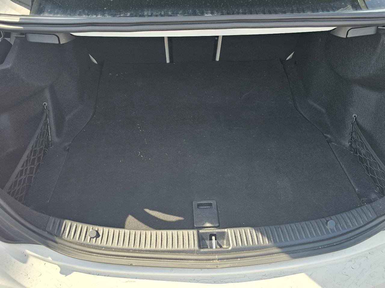 Used 2017 Mercedes-Benz C 300 4MATIC Sedan image 6