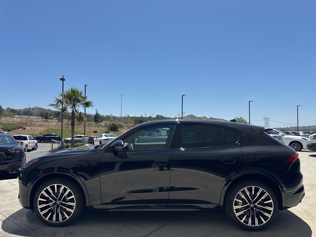 New 2025 Maserati Grecale Modena image 4