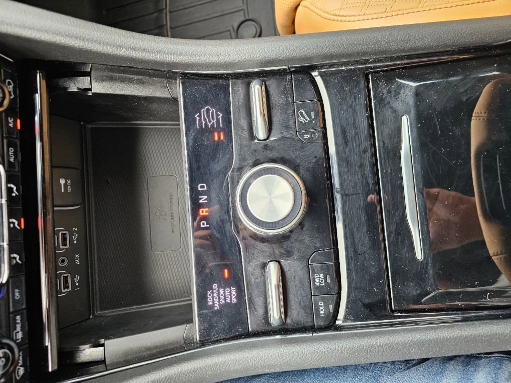 Used 2023 Jeep Grand Cherokee L Summit w/ Advanced Protech Group IV image 33