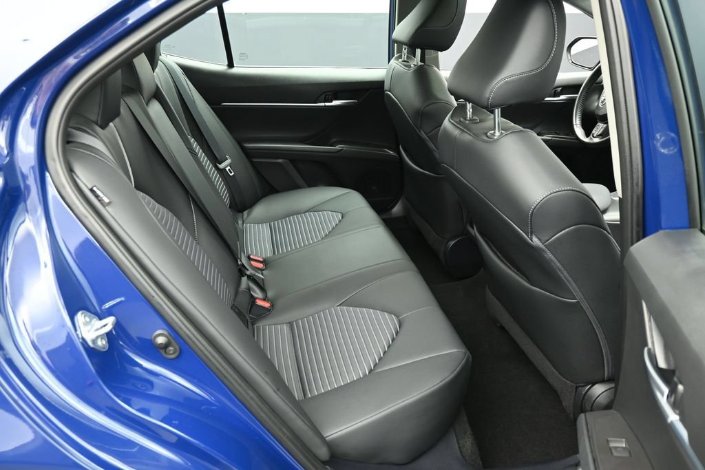 Used 2024 Toyota Camry SE w/ Convenience Package FWD image 32