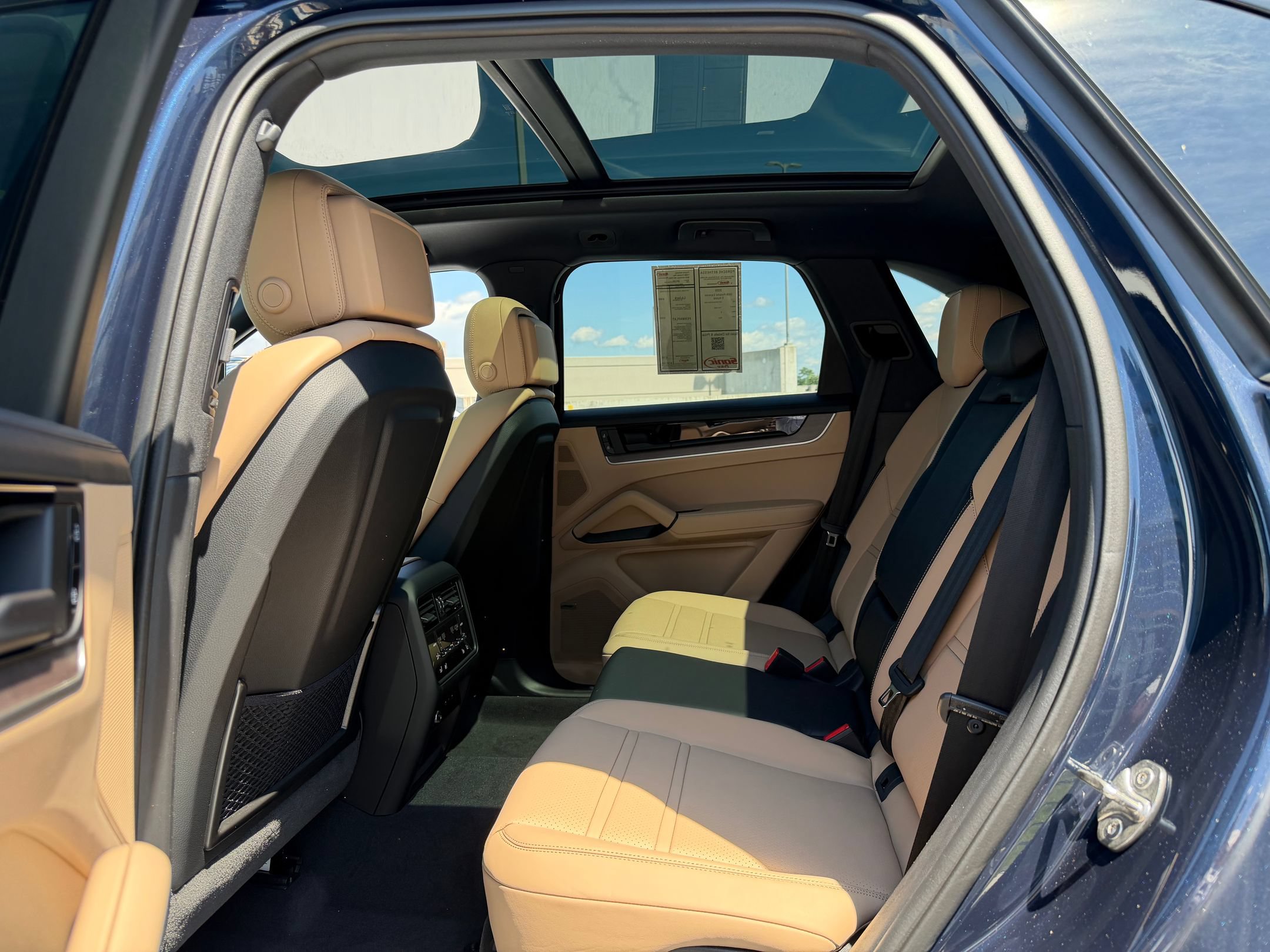 New 2026 Porsche Cayenne E-Hybrid AWD/4WD image 21
