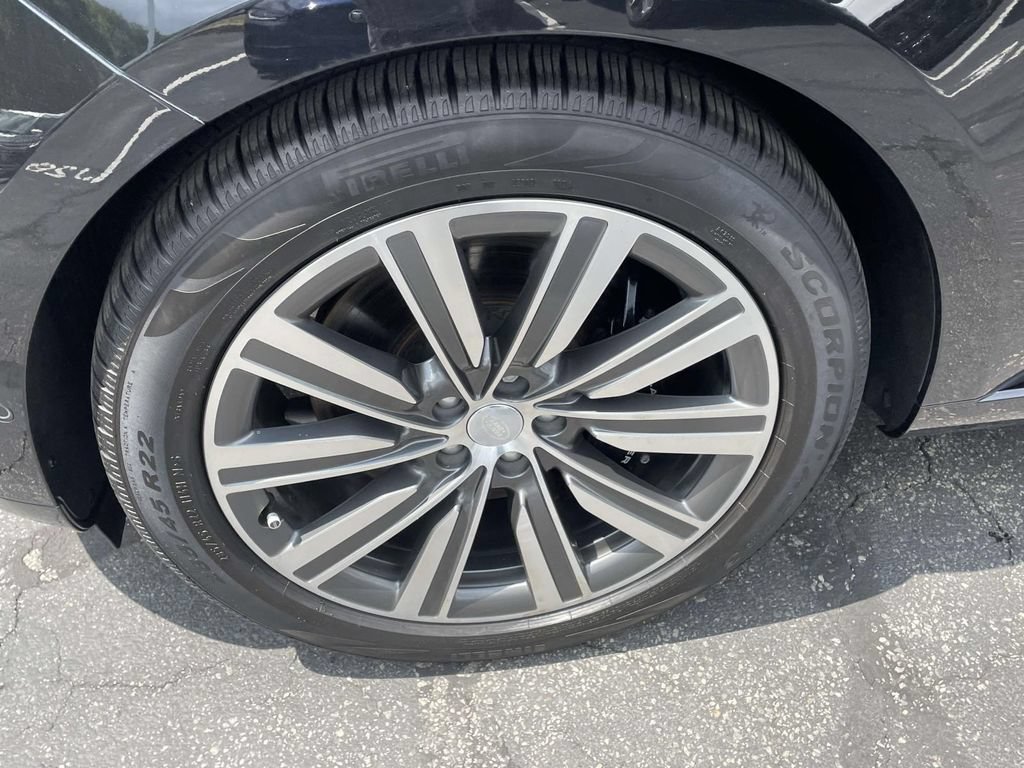Certified 2023 Land Rover Range Rover SE AWD/4WD image 12