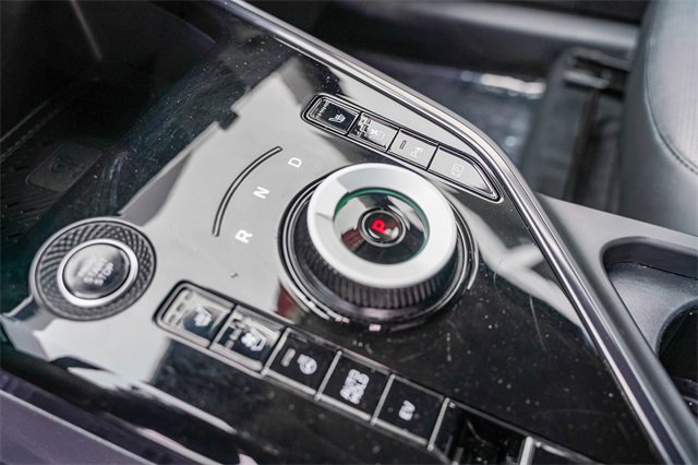 Certified 2023 Kia Niro SX Touring image 23