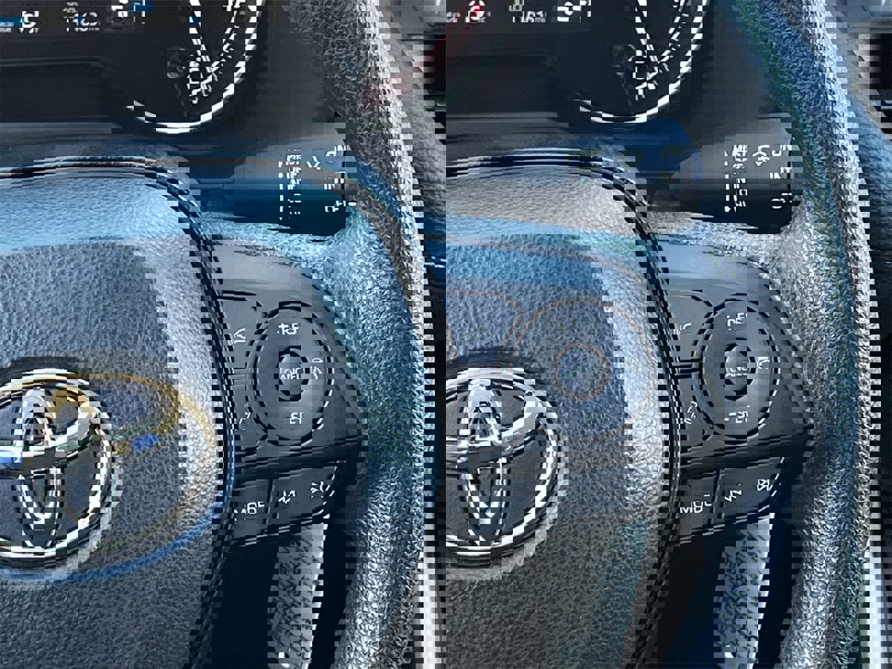 Used 2025 Toyota RAV4 LE image 14