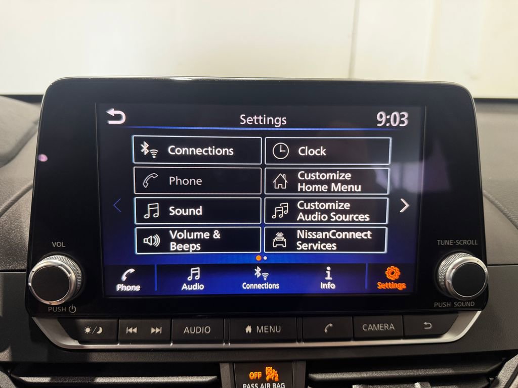 Used 2025 Nissan Altima 2.5 SV image 36