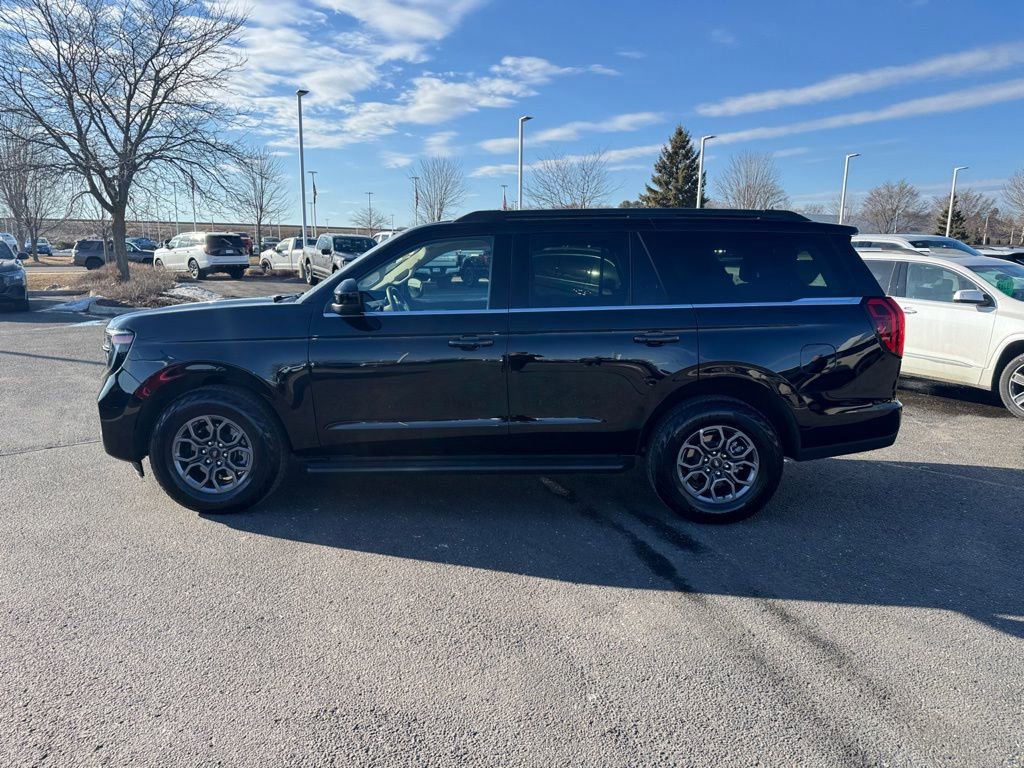 Certified 2025 Ford Expedition Active image 6