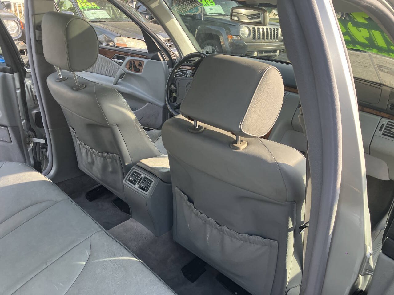 Used 1999 Mercedes-Benz E 430 Sedan image 30