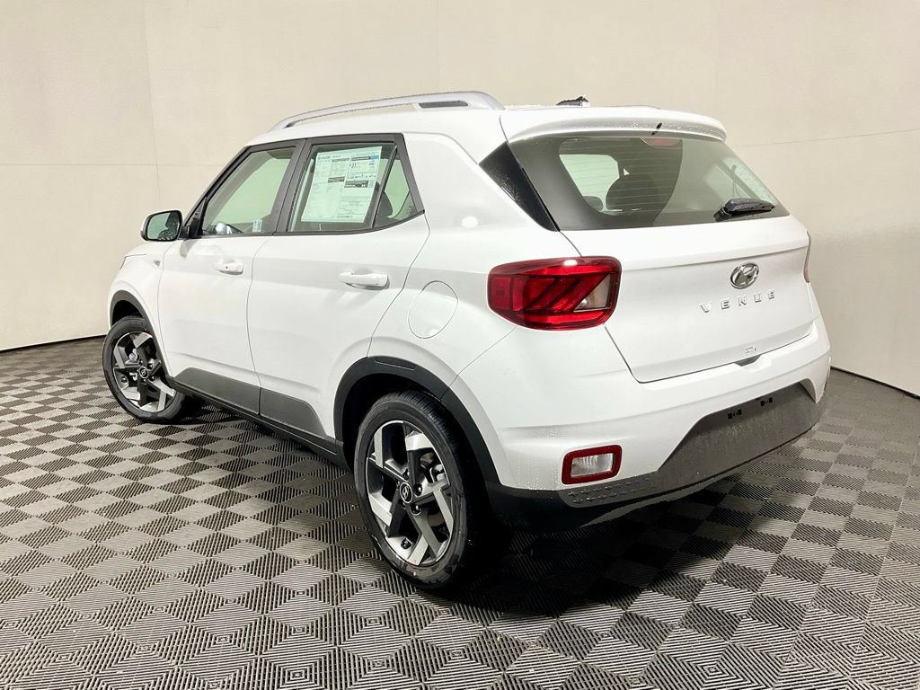 New 2026 Hyundai Venue SEL FWD image 12