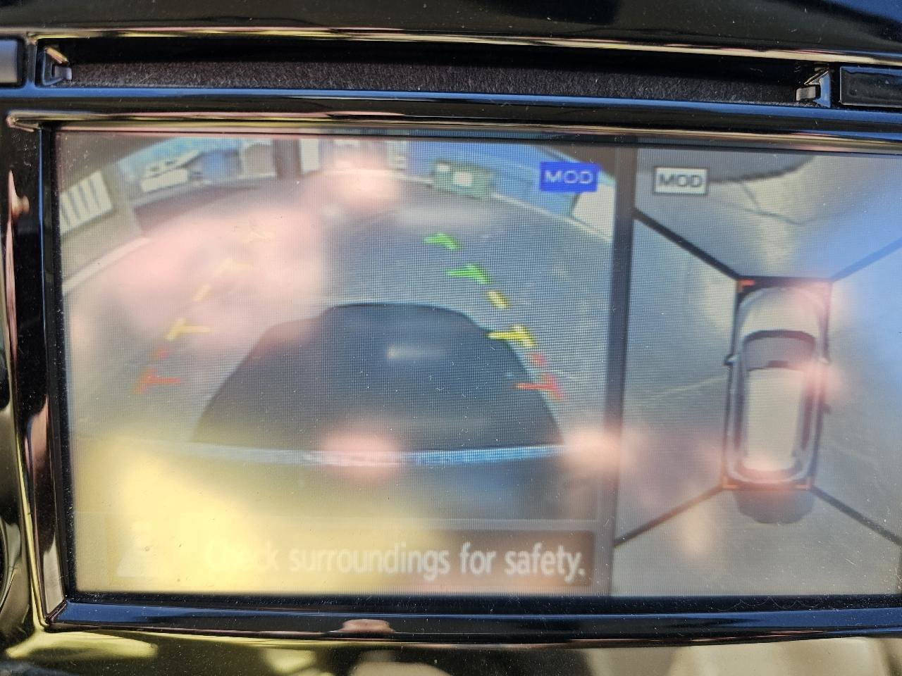 Used 2014 Nissan Rogue SL w/ SL Premium Package image 16