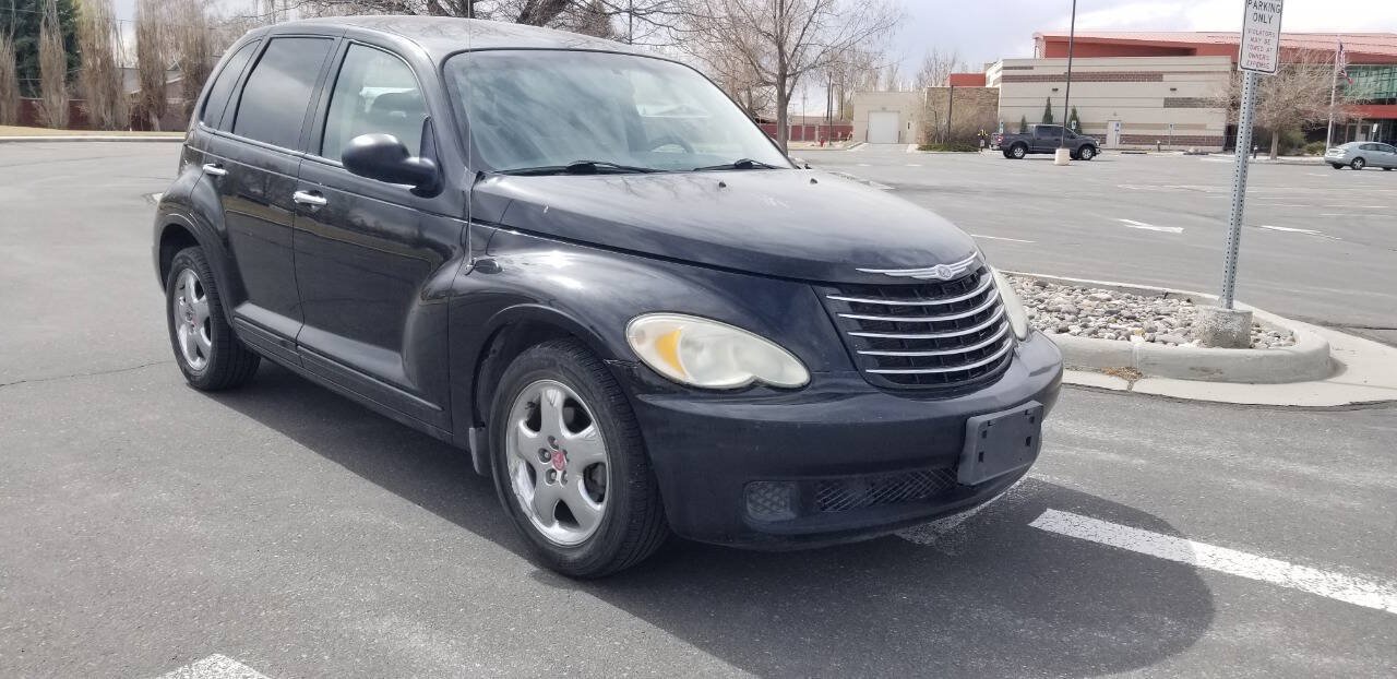 Used 2007 Chrysler PT Cruiser Touring w/ Fleet Value Group I FWD image 2
