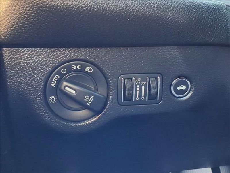 Used 2023 Dodge Challenger SXT w/ Blacktop Package image 21