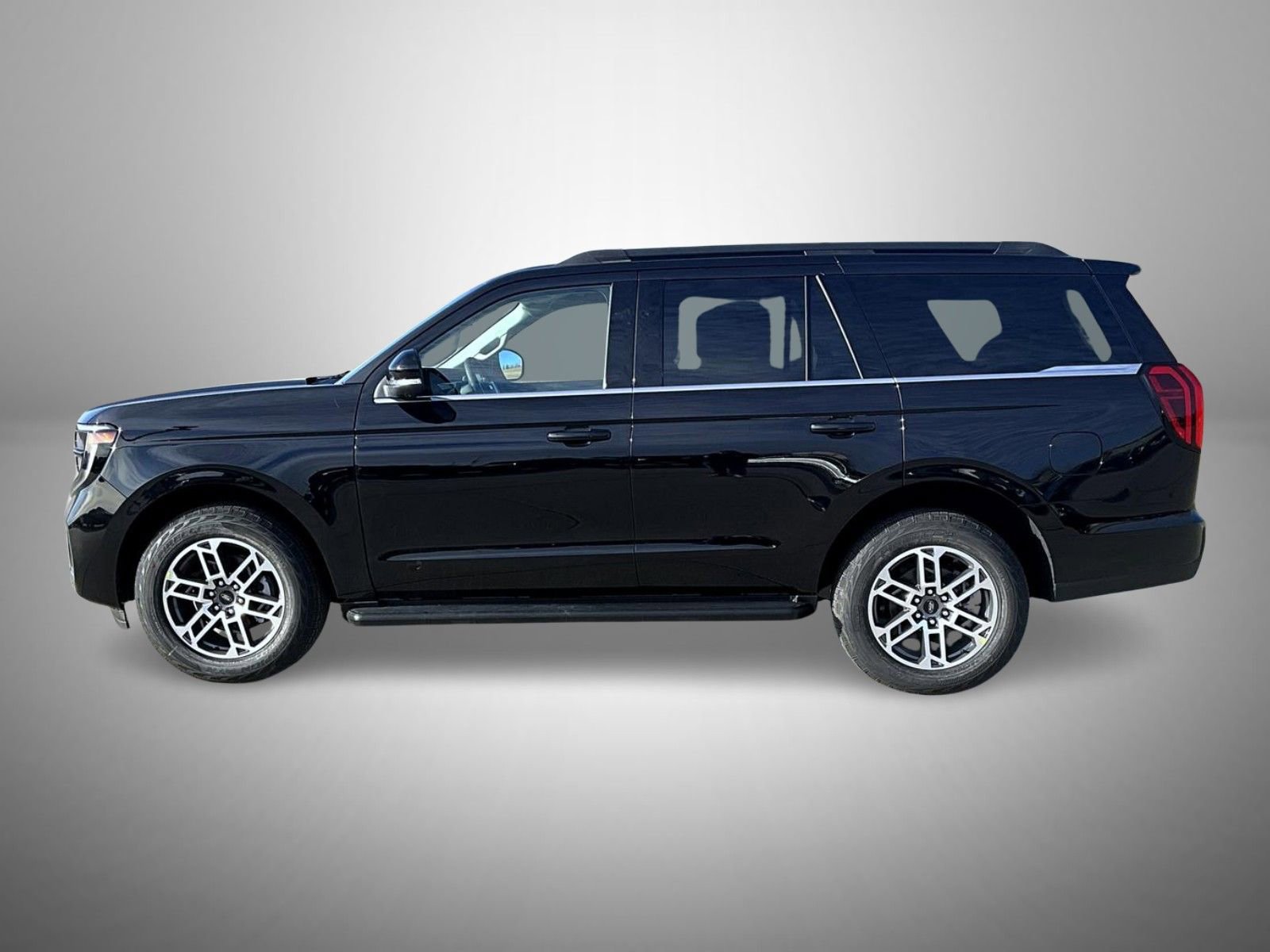 New 2026 Ford Expedition Active image 8