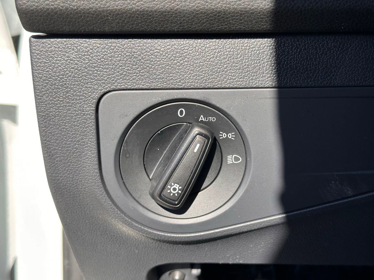 Used 2024 Volkswagen Tiguan S image 23