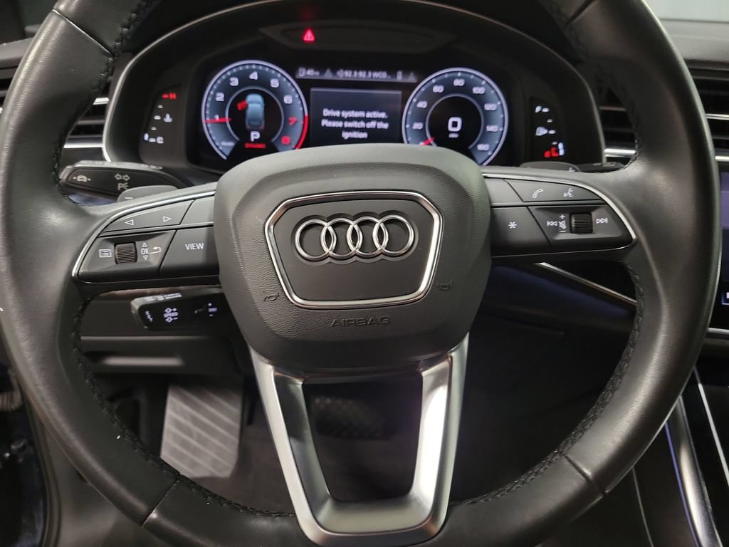 Used 2023 Audi Q7 2.0T Premium w/ Convenience Package AWD/4WD image 17