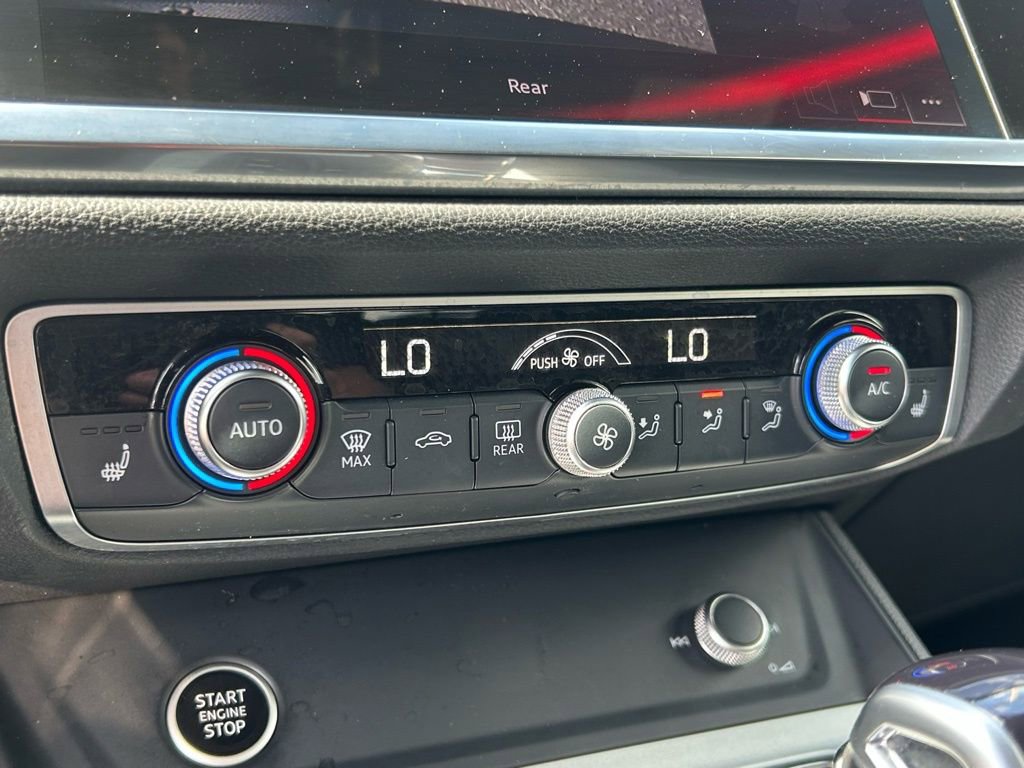 Used 2023 Audi Q3 2.0T Premium image 32