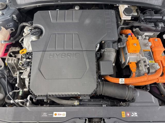 Used 2021 Hyundai Elantra Limited image 17