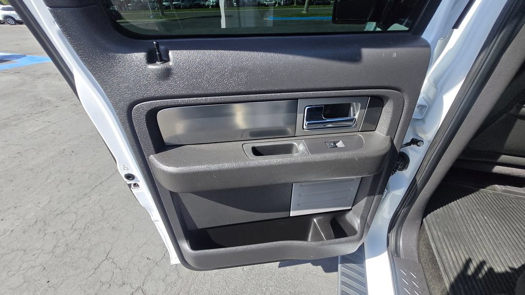 Used 2014 Ford F150 FX4 w/ Equipment Group 402A Luxury AWD/4WD image 22
