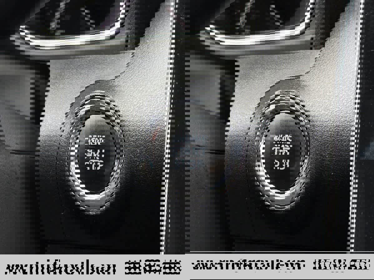 Used 2022 Toyota Avalon XLE w/ Moonroof Package image 20