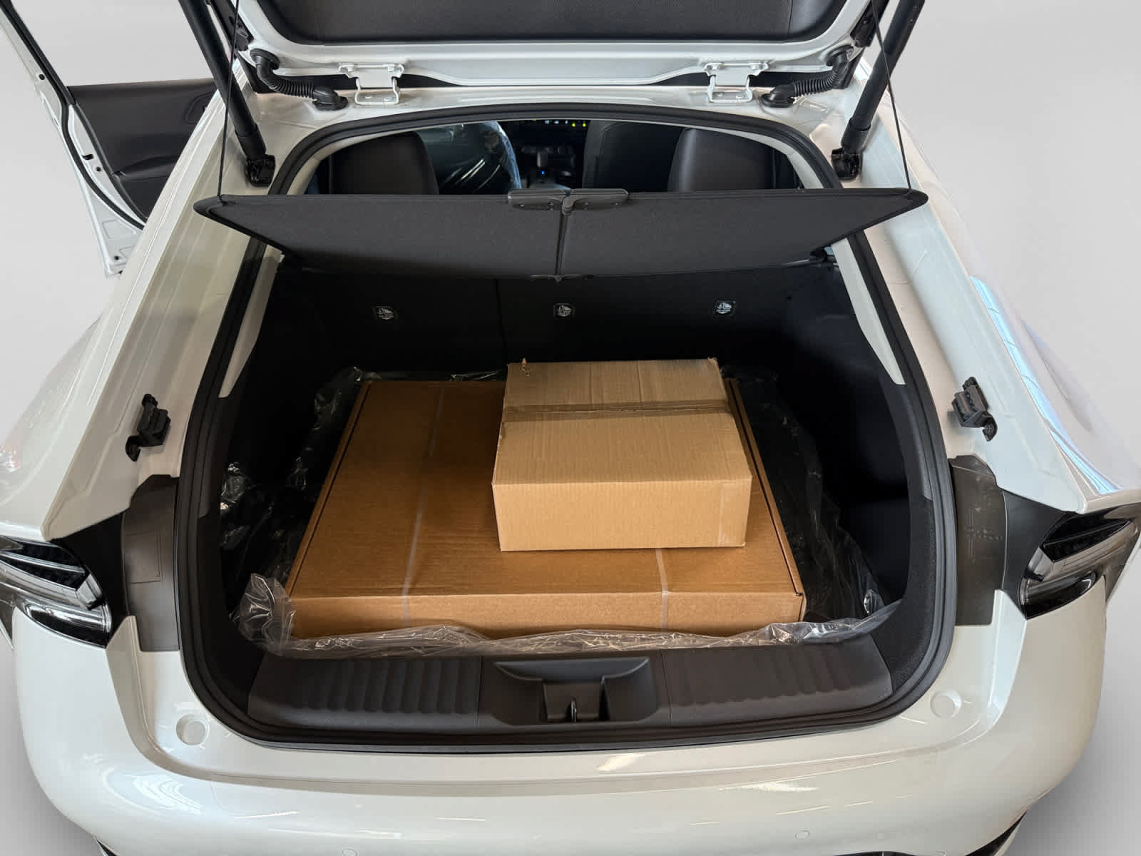 New 2026 Toyota Prius Plug-In Hybrid w/ Limited Premium Package FWD image 23
