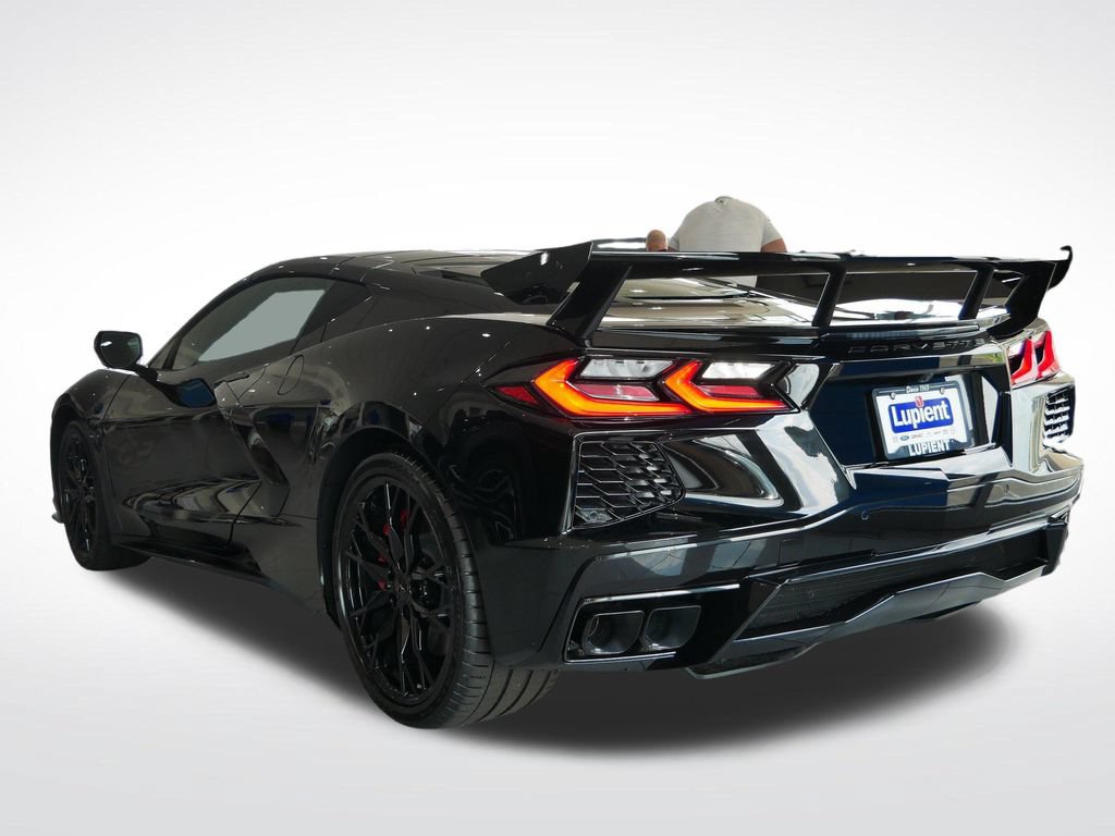 New 2027 Chevrolet Corvette Stingray Coupe w/ Z51 Performance Package RWD image 7