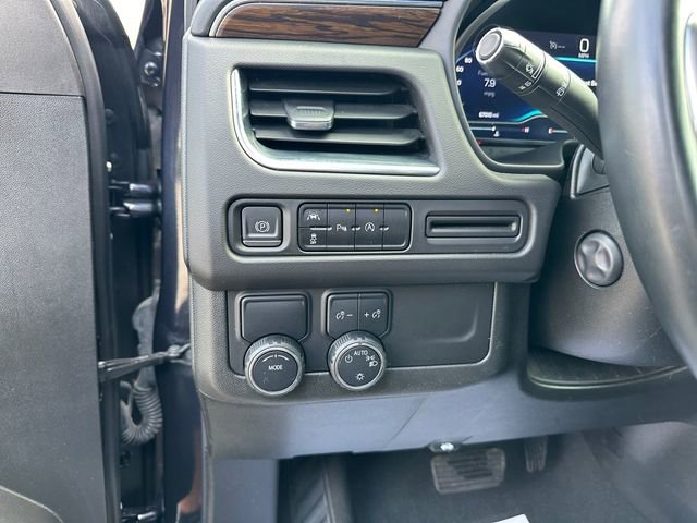 Used 2023 Chevrolet Suburban Premier image 22