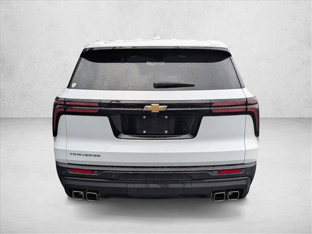 Used 2024 Chevrolet Traverse LS FWD image 7