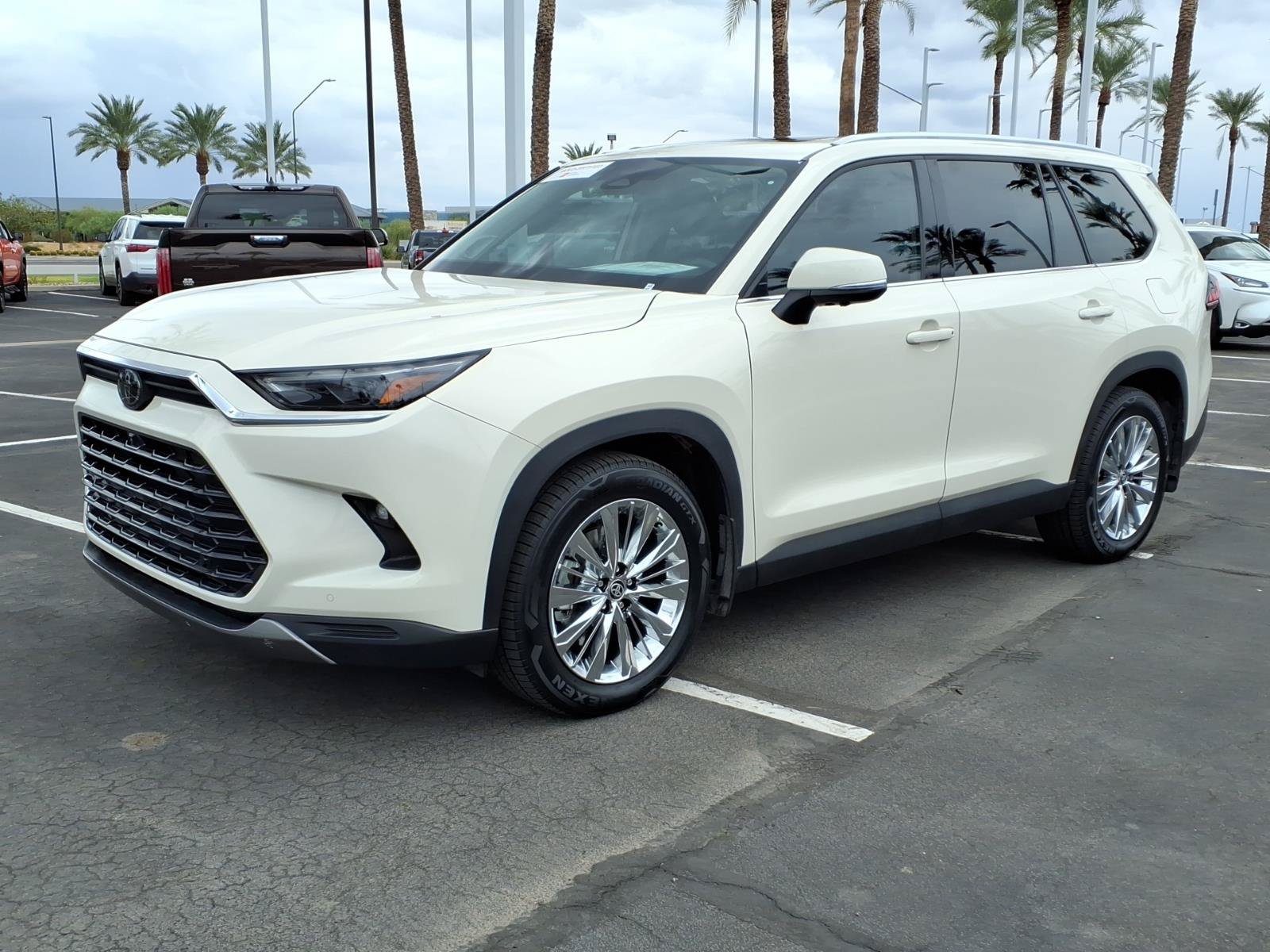 Certified 2024 Toyota Grand Highlander AWD image 8