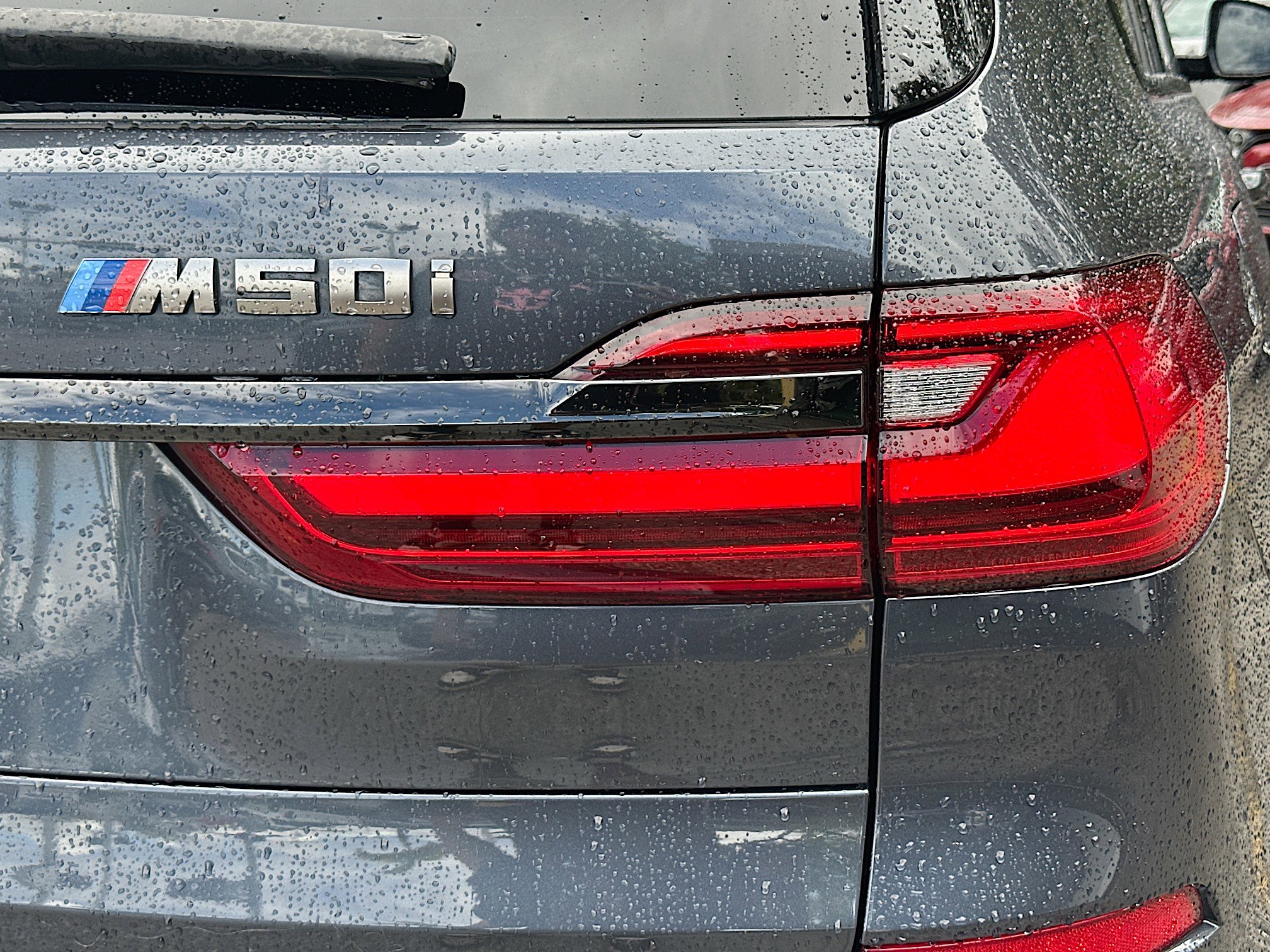 Used 2020 BMW X7 M50i w/ Dynamic Handling Package image 35