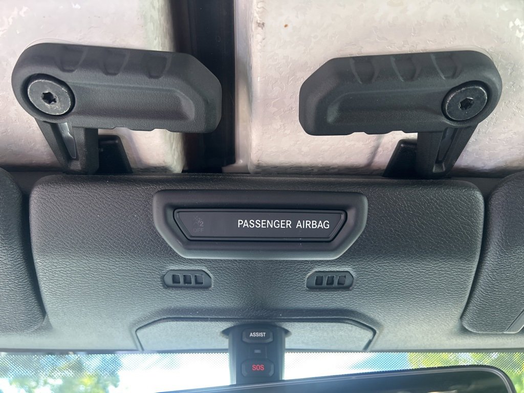 Used 2018 Jeep Wrangler Unlimited Sahara image 24