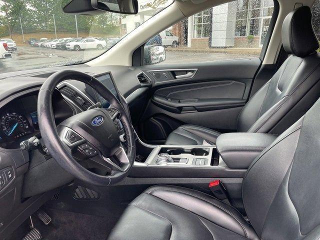 Used 2022 Ford Edge Titanium image 12