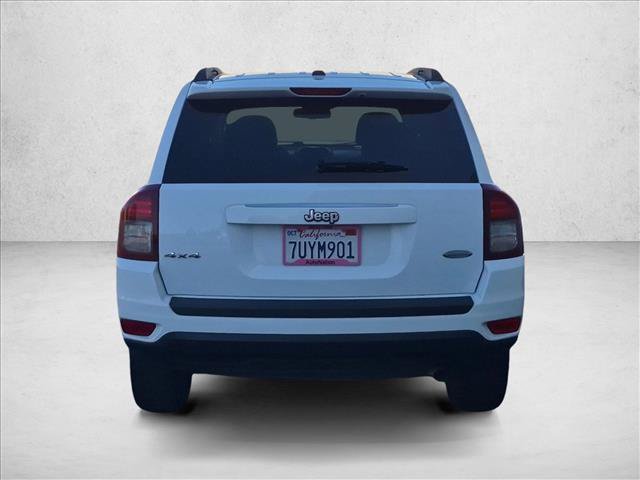 Used 2017 Jeep Compass Latitude AWD/4WD image 7