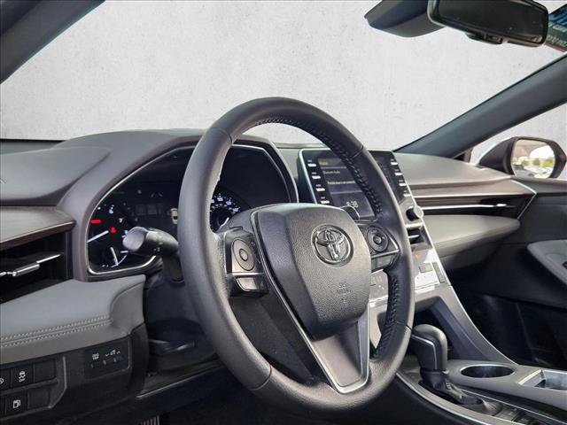Used 2019 Toyota Avalon XLE FWD image 8