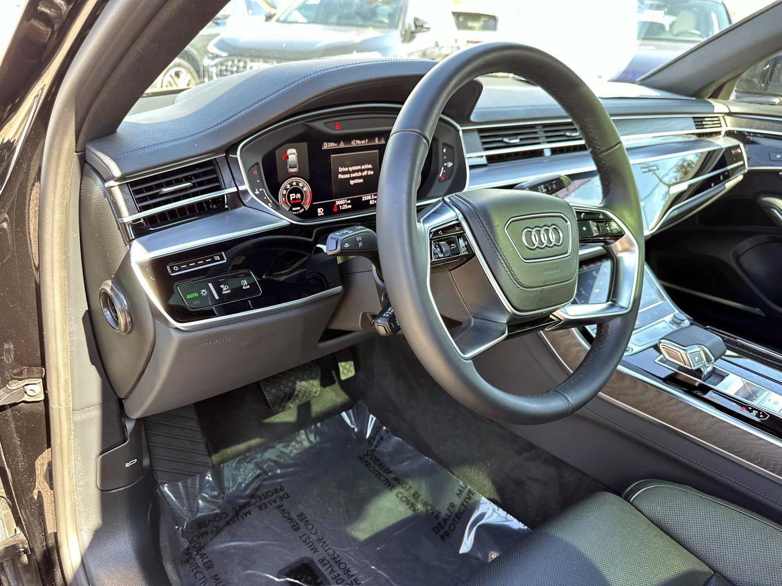 Used 2022 Audi A8 L 3.0T w/ Executive Package image 18