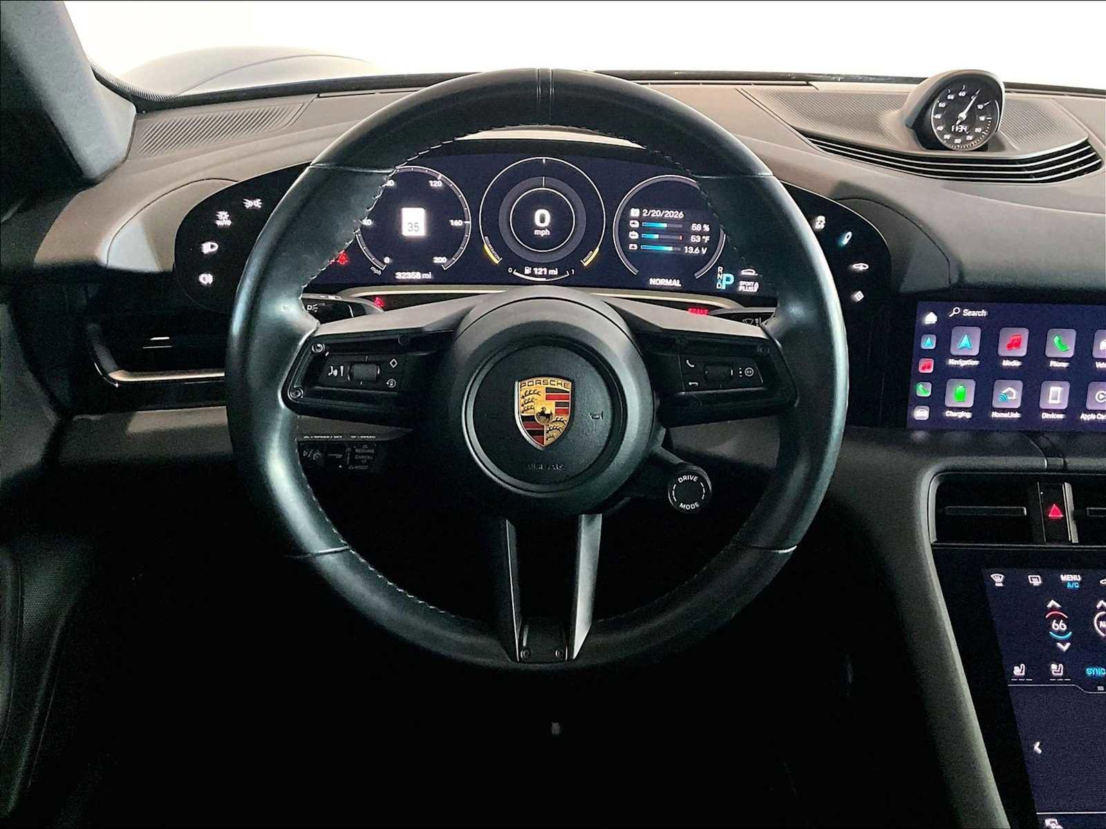 Used 2021 Porsche Taycan 4S image 16